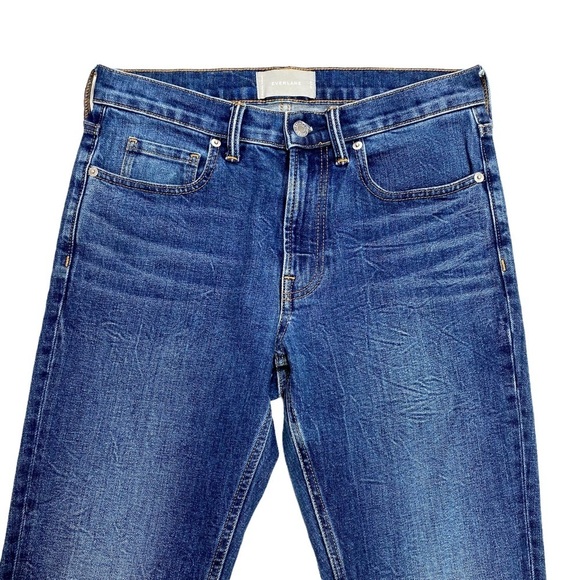 EVERLANE Slim Fit Jeans in Medium Washed - Picture 3 of 9